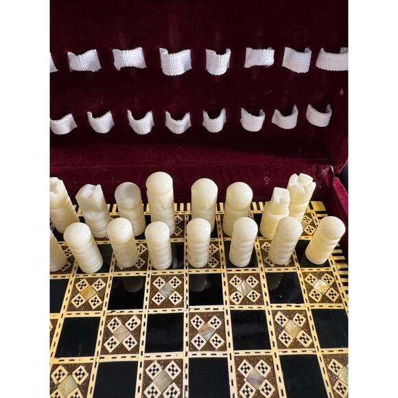 Hand Crafted Vintage Mother of Pearl Inlaid Quartz Pieces Chess Set - Picture 6 of 10